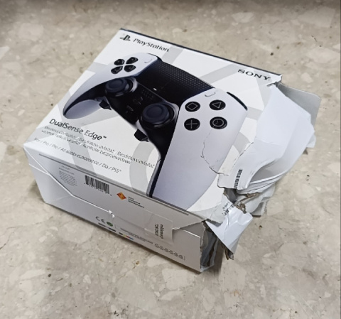 KONTROLER PS5 DUALSENSE EDGE WHITE - OUTLET KONTROLER PS5 DUALSENSE EDGE WHITE - OUTLET