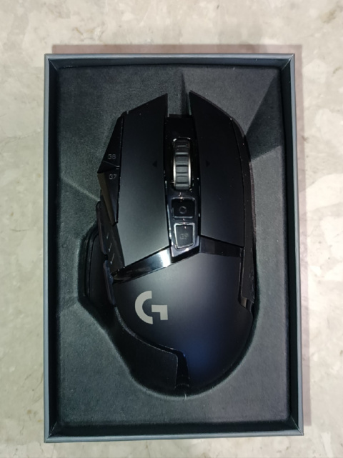 MYSZ KOMPUTEROWA LOGITECH G502 (910-005567) - OUTLET MYSZ KOMPUTEROWA LOGITECH G502 (910-005567) - OUTLET