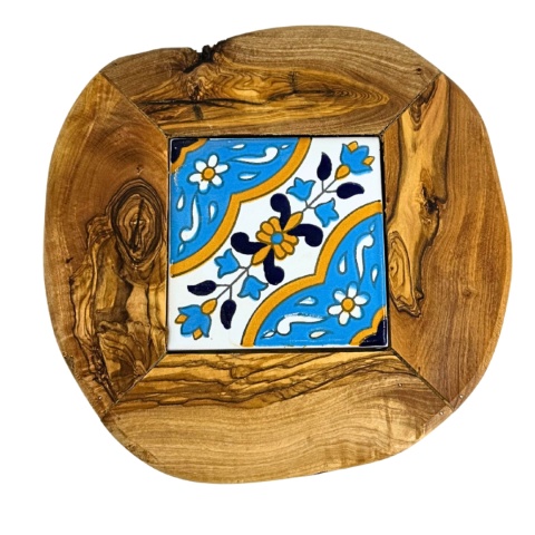 Deska z drewna oliwnego do krojenia serwowania 18x19cm Deska z drewna oliwnego do krojenia serwowania 18x19cm