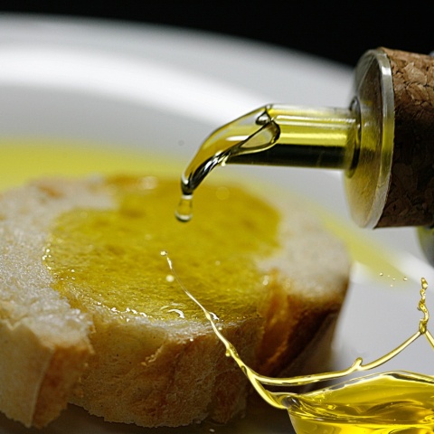 MORETTINI aromatyzowana oliwa z oliwek smak BOROWIKI 250ml Toskania Włochy MORETTINI aromatyzowana oliwa z oliwek smak BOROWIKI 250ml Toskania Włochy