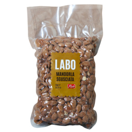 PISTI LABO MIGDAŁY ŁUSKANE CAŁE Włochy Sycylia 1kg